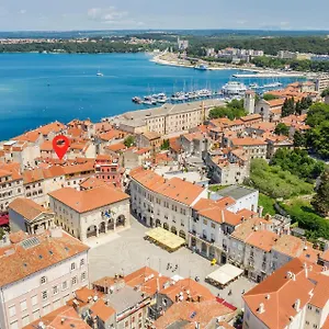 Apartment Awesome In With Wifi, Pula